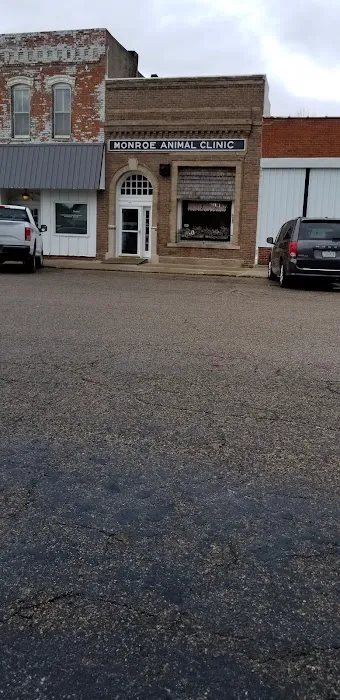 Monroe Animal Clinic Picture 6