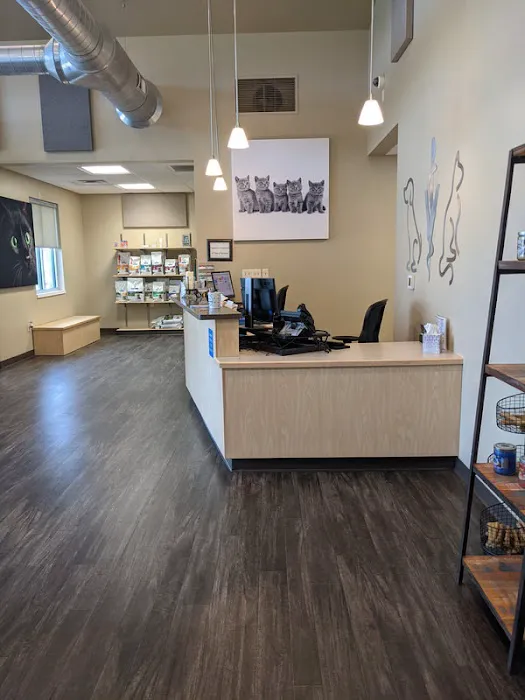 Pet Health Center of Tiffin Picture 9