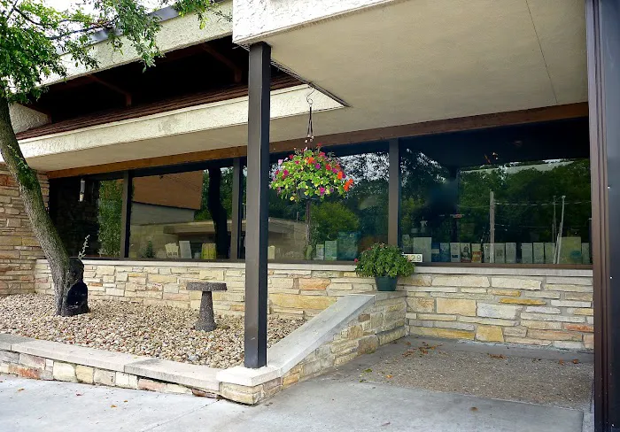 Spring Harbor Animal Hospital Picture 6