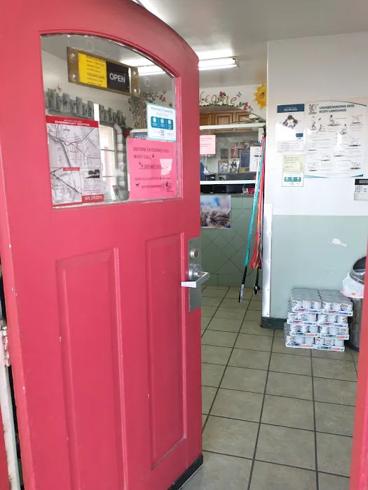 Cottage Animal Hospital Picture 2