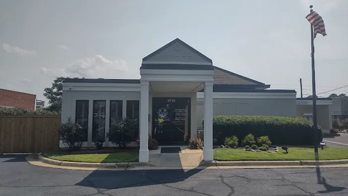 VETsmart Animal Hospital Picture 1