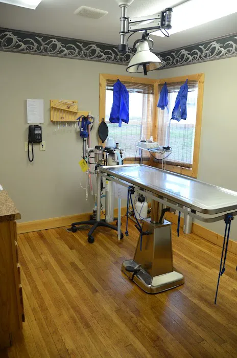 Two Rivers Veterinary Center, Inc. Picture 6