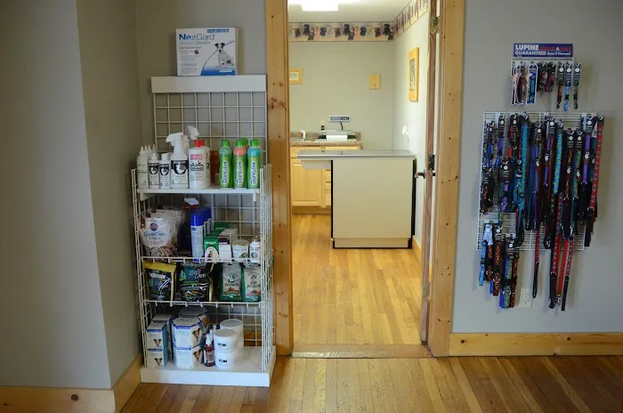 Two Rivers Veterinary Center, Inc. Picture 1