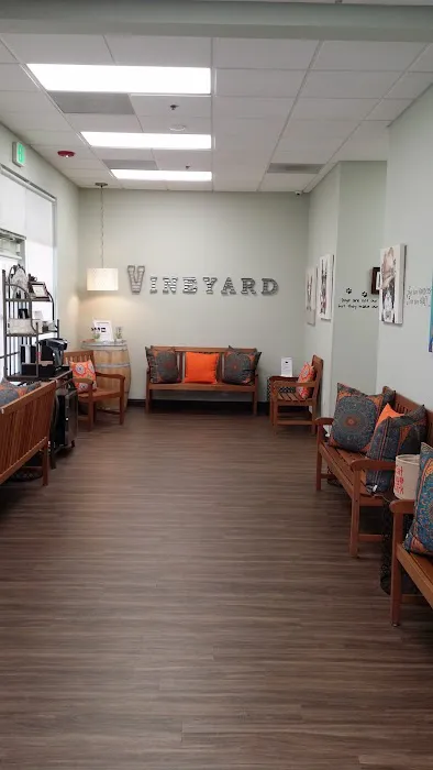 Vineyard Veterinary Hospital Picture 3