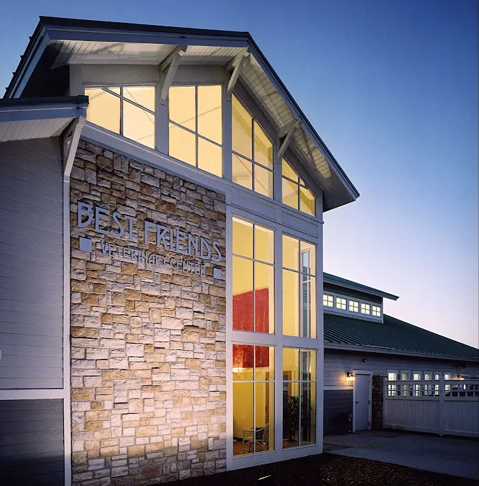 Best Friends Veterinary Center Picture 2