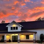 Auburn Oaks Animal Clinic