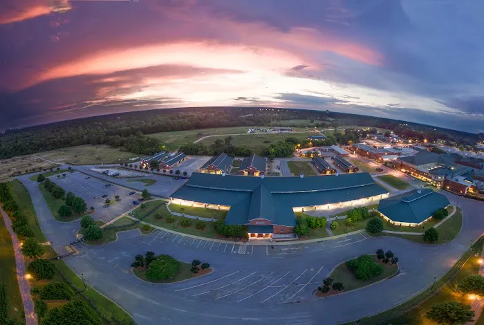 JT Vaughan Large Animal Teaching Hospital Picture 4