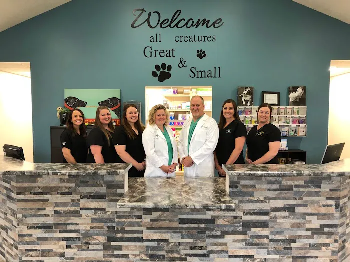 Holmes Animal Clinic Picture 2