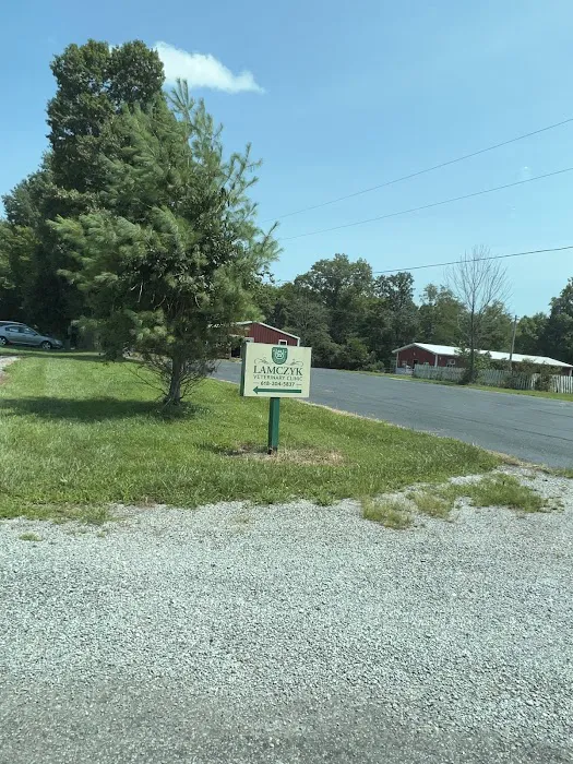 Lamczyk Veterinary Clinic LLC Picture 7