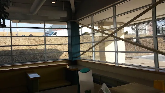 Animal Medical Center of Mid-America - St. Louis City Picture 6