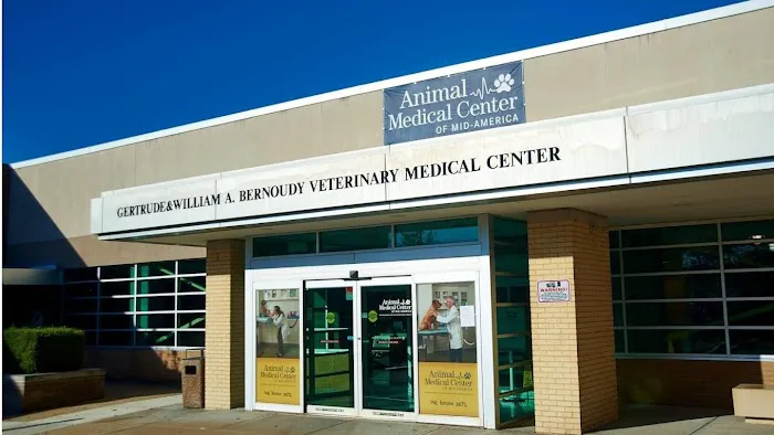 Animal Medical Center of Mid-America - St. Louis City Picture 3