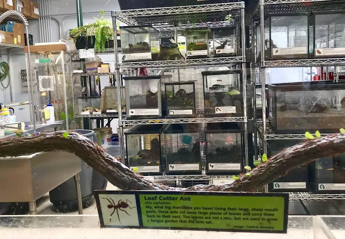 Animal Nutrition Center Picture 6