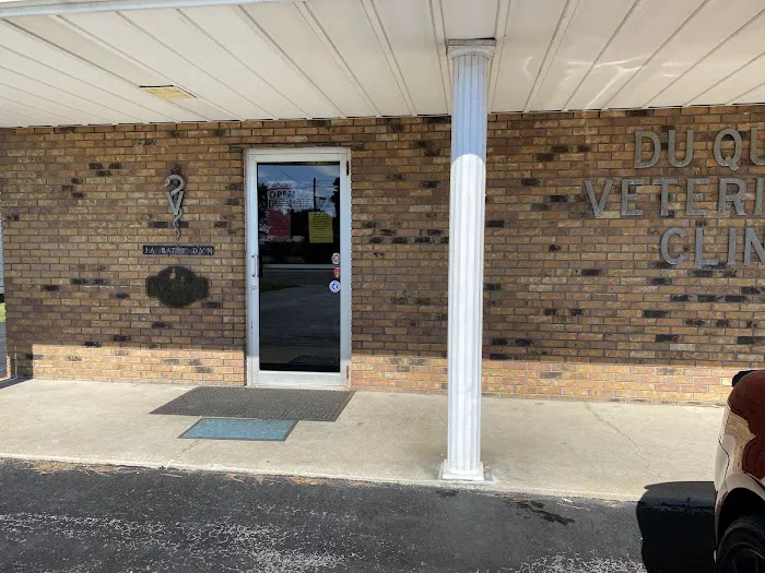 Du Quoin Veterinary Clinic Picture 7