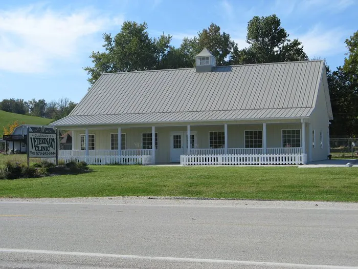 Clarksville Veterinary Clinic Picture 5