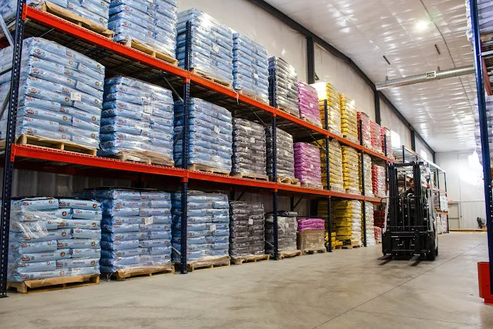 Deluxe Animal Health Picture 1