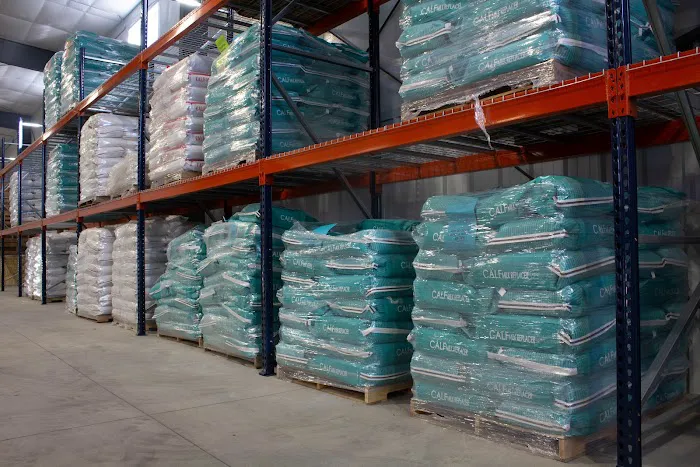 Deluxe Animal Health Picture 4