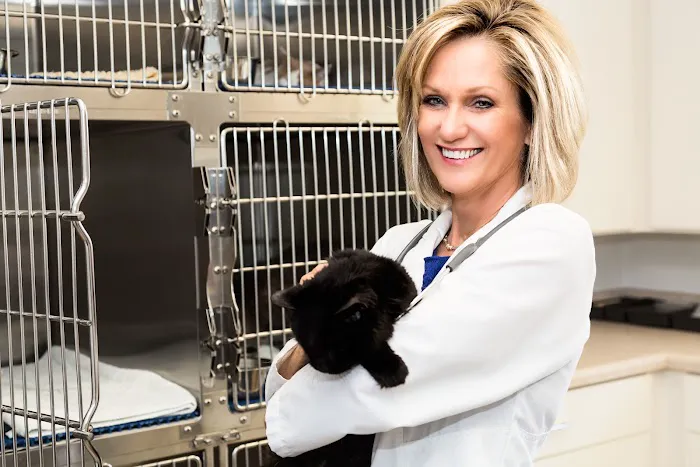 Cross Point Animal Hospital Picture 10