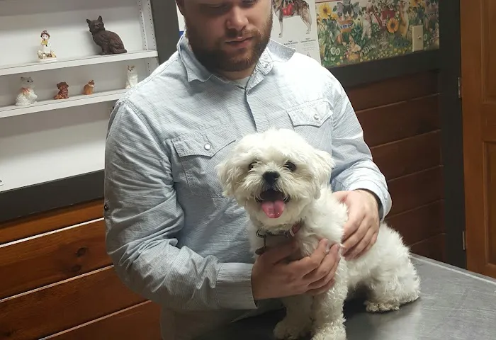 Weakley County Animal Clinic Picture 2