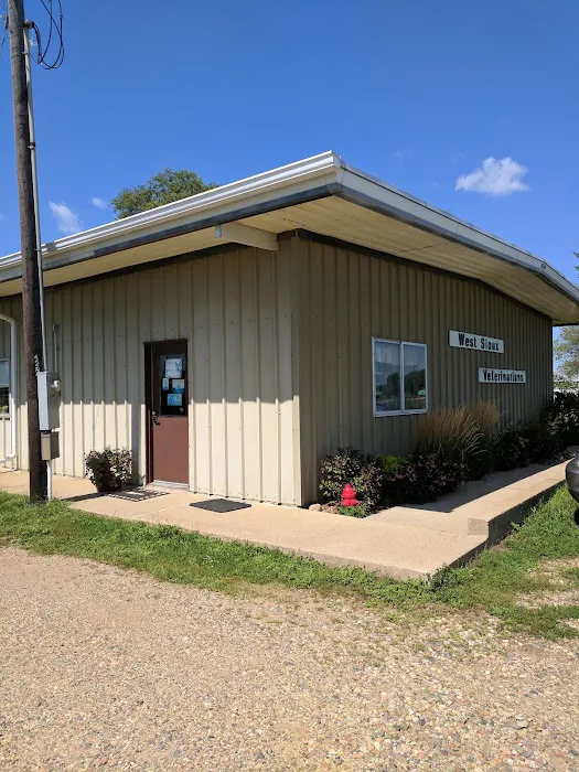 West Sioux Veterinary Clinic Picture 8