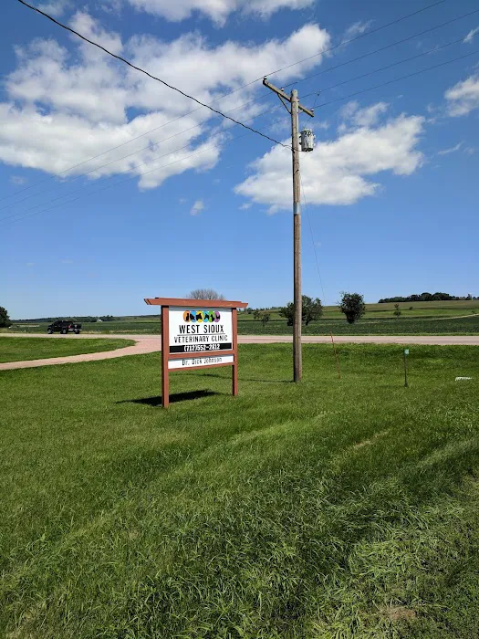 West Sioux Veterinary Clinic Picture 9