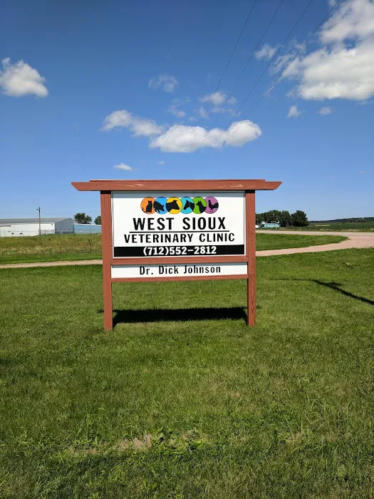 West Sioux Veterinary Clinic Picture 10
