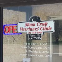 Moon Creek Veterinary Clinic ico