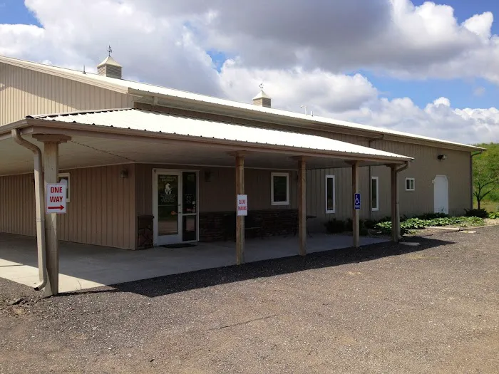 Nebraska Equine Veterinary Clinic Picture 6