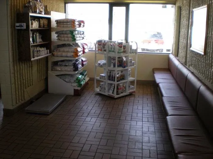 VCA Animal Medical Center of Omaha Picture 8