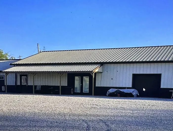 A Bar S Veterinary Clinic Picture 6