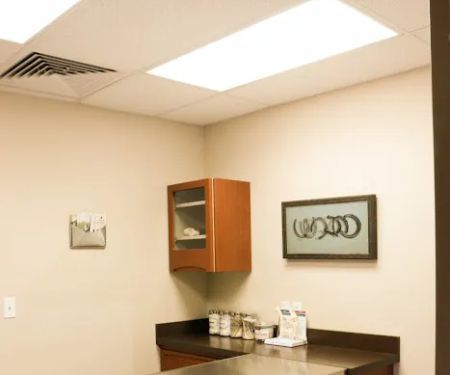 Homestead Veterinary Hospital: Dr. Mark Cassells