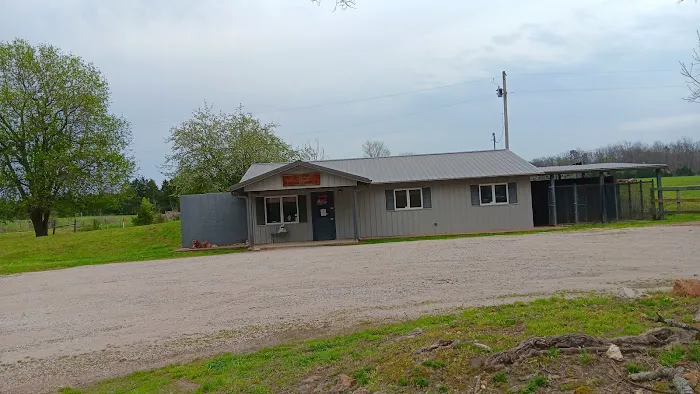 Allen Larry W DVM Picture 1