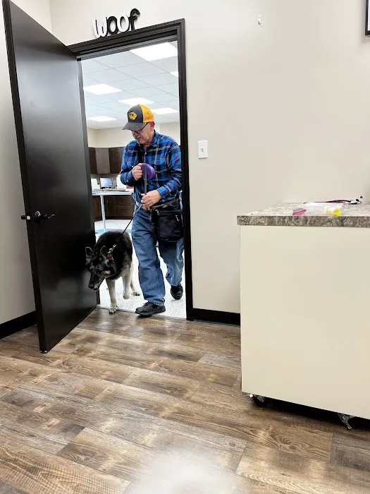 Heartland Animal Hospital Picture 2