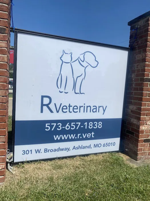 R Veterinary at Ashland Picture 2