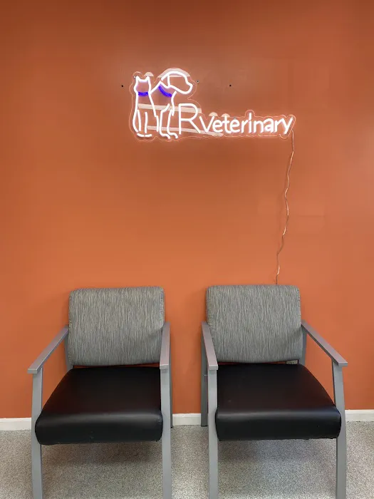 R Veterinary at Ashland Picture 1