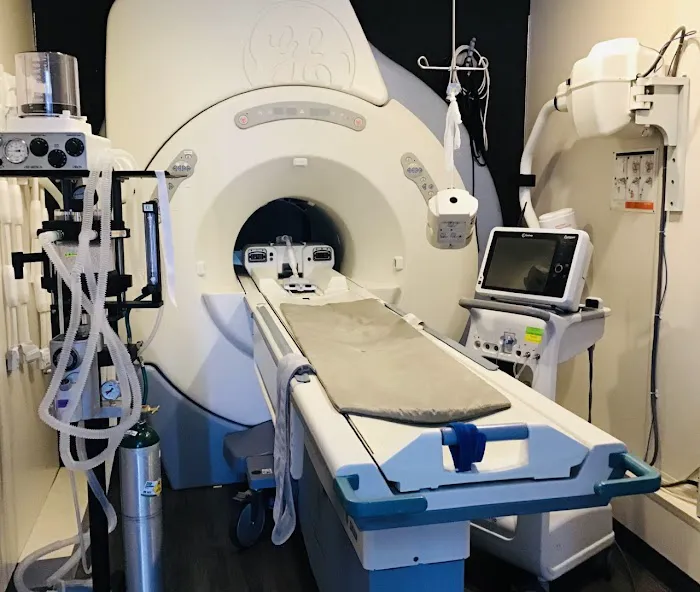 VCA MidWest Veterinary Referral and Emergency Center Picture 7