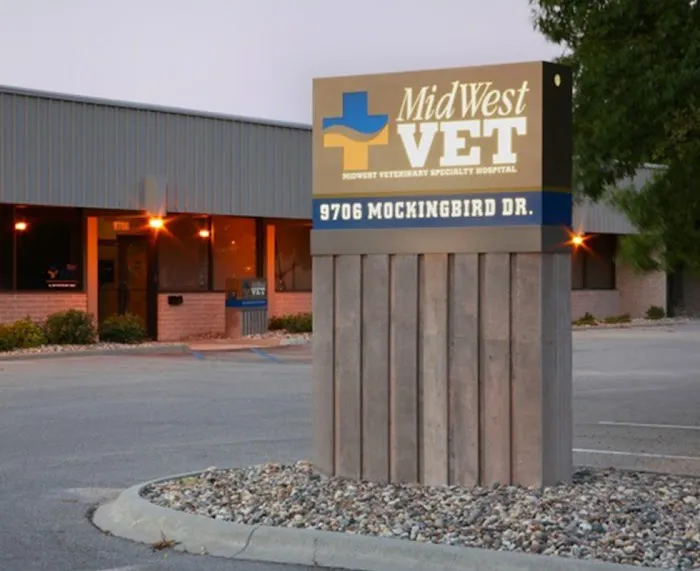 VCA MidWest Veterinary Referral and Emergency Center Picture 8
