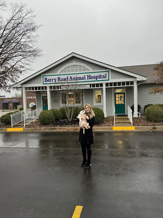 Barry Road Animal Hospital Picture 3