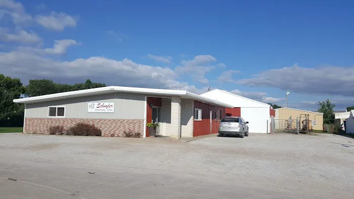 Midland Store Veterinary Clinic - Schuyler location Picture 9