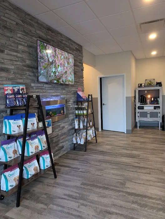 Lake Hills Veterinary Clinic Picture 10