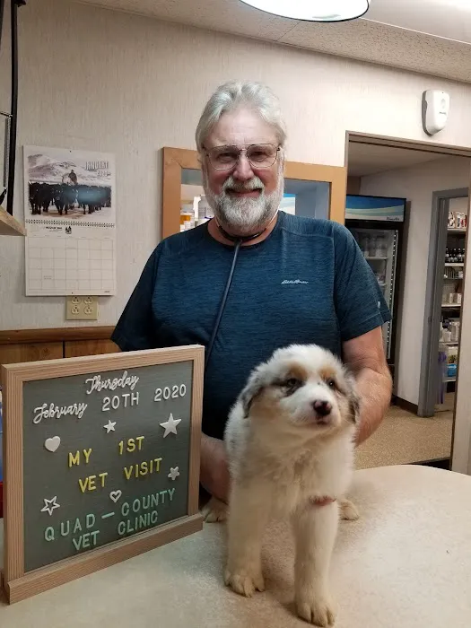 Quad-County Veterinary Clinic Picture 4