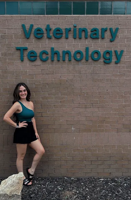 Farview Veterinary Hospital Picture 7