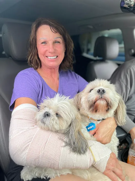 Pet Resource Center of Kansas City Picture 1