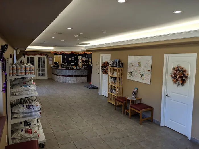 R Veterinary at Cross Creek Picture 1