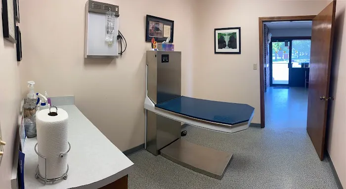 Shawnee Animal Hospital Picture 2