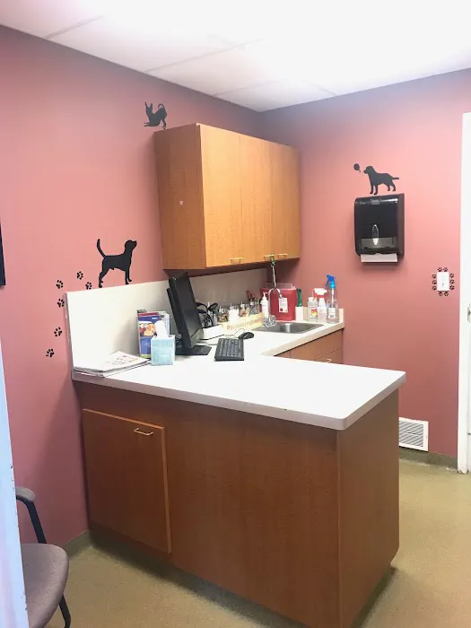 Gardner Animal Hospital Picture 2