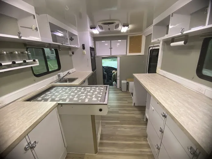 South Kansas City Mobile Veterinary Clinic Picture 3