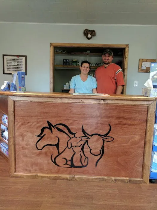 Spalding Animal Clinic Picture 2