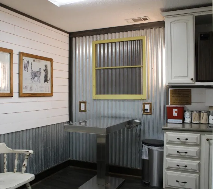 Animal Clinic of Ava Picture 4