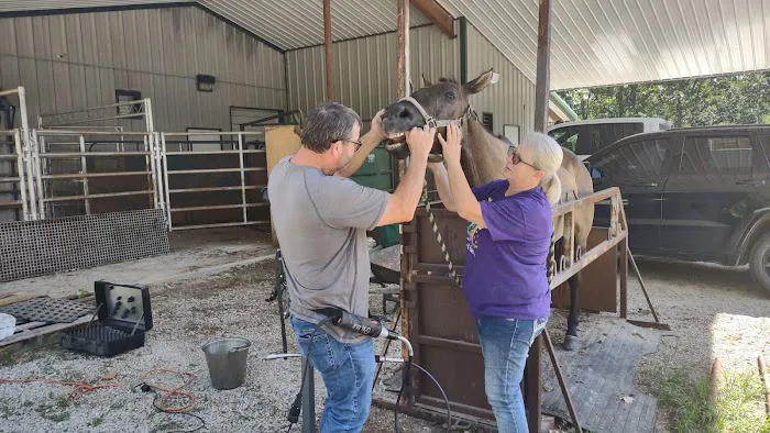 Mitchell Veterinary Clinic Picture 1
