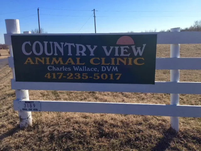 Country View Animal Clinic- Dr. Charles L Wallace DVM Picture 7